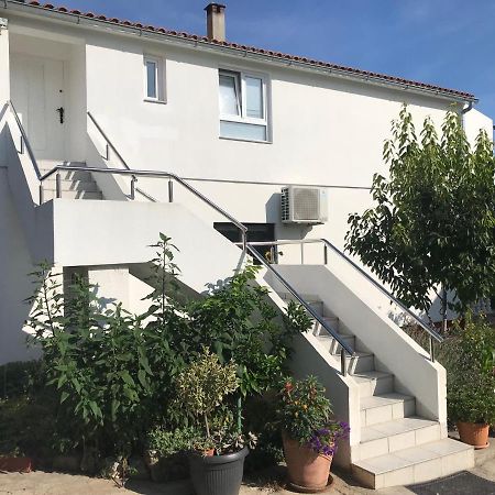 Beachfront Apartment Sun Vodice Exteriör bild